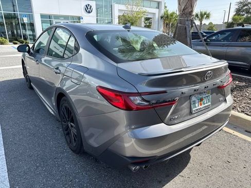 Used 2025 Toyota Camry SE FWD image 7