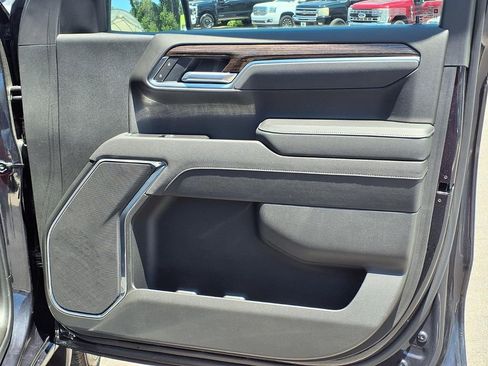 Used 2025 GMC Sierra 1500 Elevation AWD/4WD image 12
