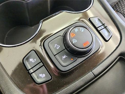 Used 2020 GMC Acadia AT4 w/ Driver Alert Package II AWD/4WD image 30
