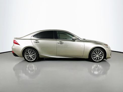 Used 2017 Lexus IS 200t RWD image 9