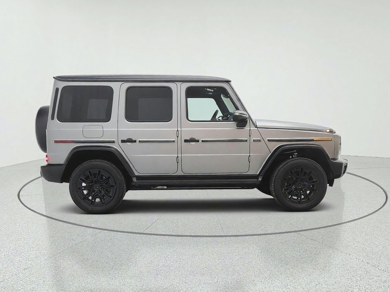 New 2027 Mercedes-Benz G 580 e image 4