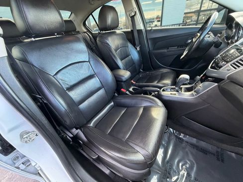 Used 2016 Chevrolet Cruze LTZ image 12