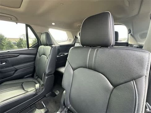 Used 2023 Honda Pilot Elite image 18