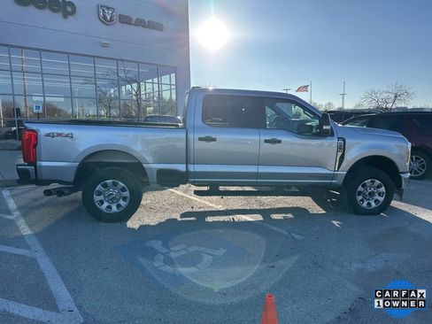 Used 2024 Ford F250 XLT image 35