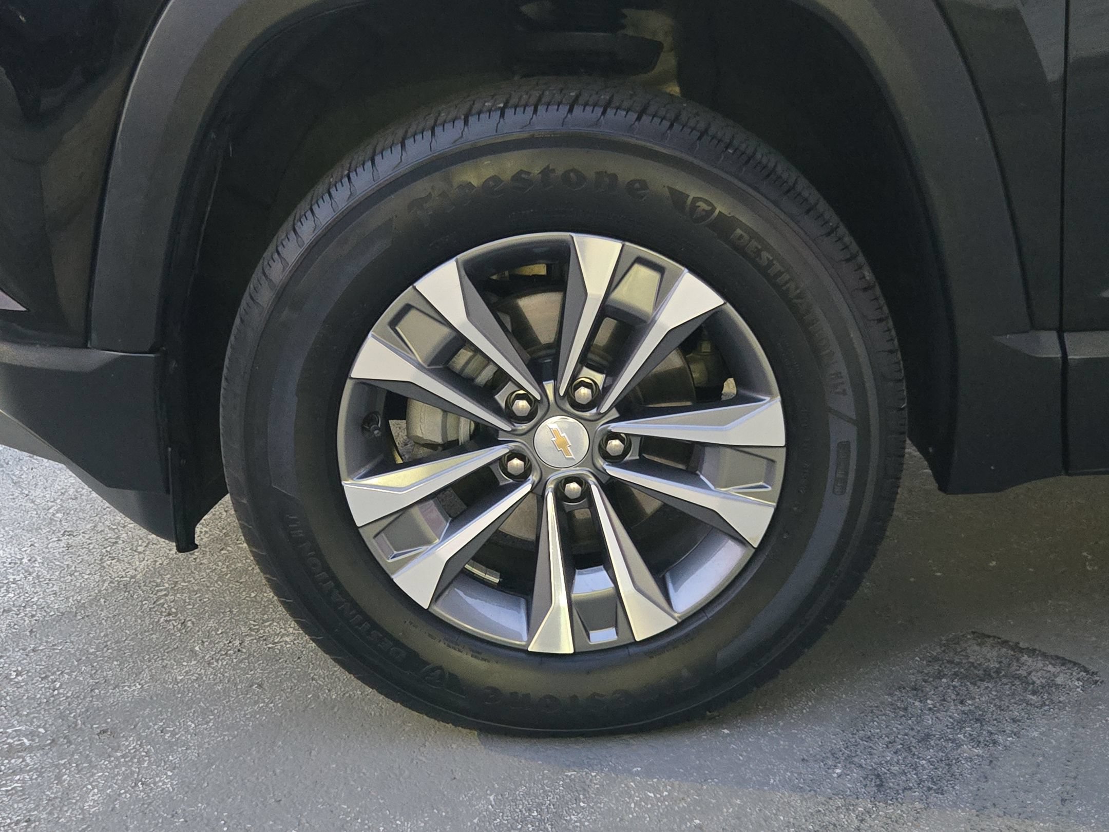 Used 2025 Chevrolet Equinox LT w/ Convenience Package II FWD image 17