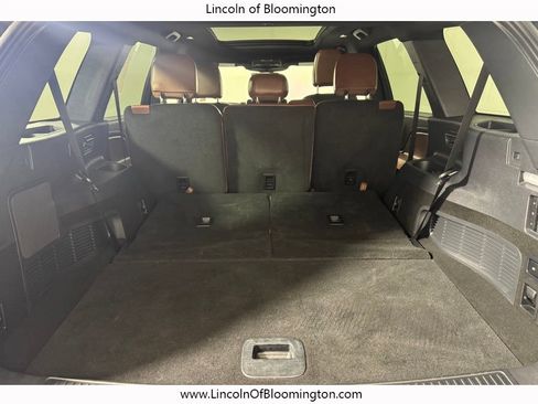 Certified 2025 Lincoln Aviator Reserve w/ Illumination Package AWD/4WD image 16