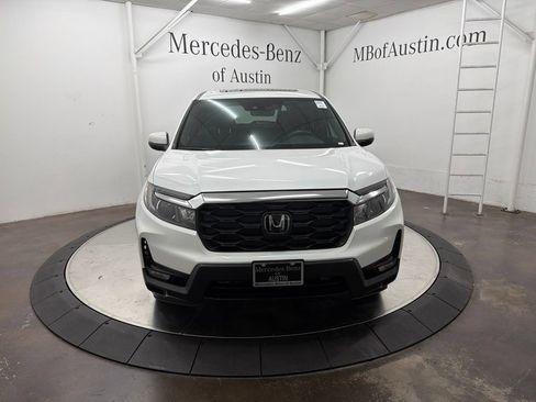 Used 2023 Honda Passport EX-L image 2