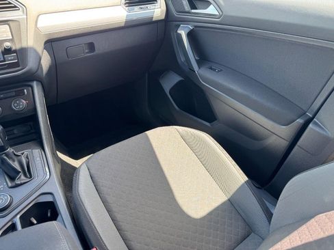 Used 2019 Volkswagen Tiguan S w/ Driver Assistance Package AWD/4WD image 15