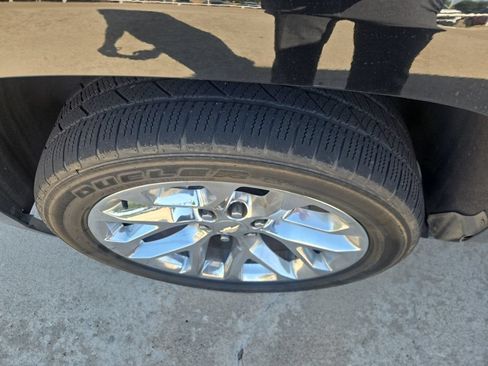 Used 2019 Chevrolet Tahoe Premier RWD image 10