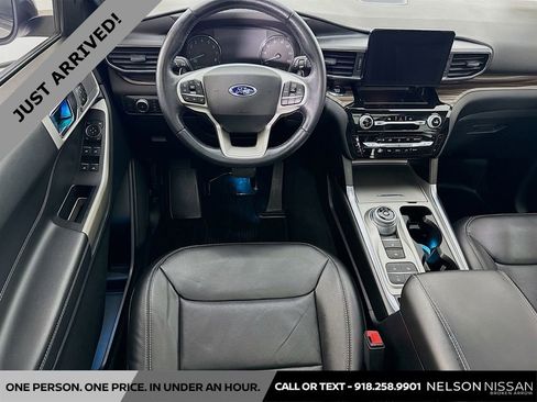 Used 2021 Ford Explorer Limited w/ Equipment Group 301A image 23