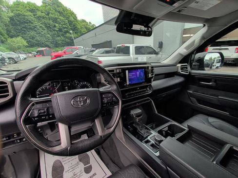 Used 2024 Toyota Tundra SR5 w/ SR5 Premium Package AWD/4WD image 11
