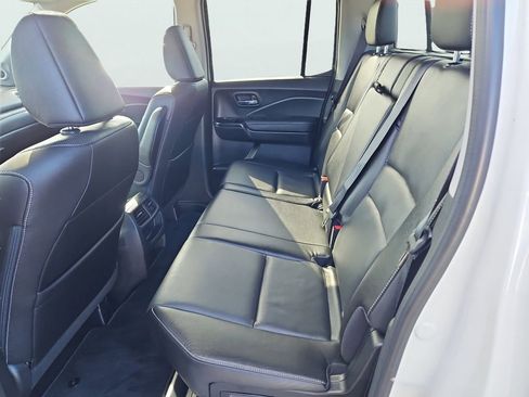 Certified 2023 Honda Ridgeline RTL image 32