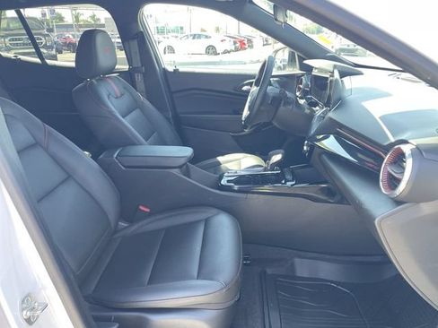 Used 2025 Chevrolet Trax RS w/ Driver Confidence Package FWD image 26