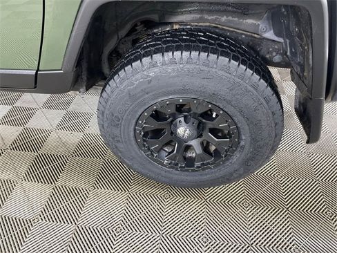 Used 2014 Toyota FJ Cruiser Base image 20