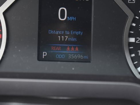 Used 2023 Toyota Tundra SR5 w/ SR5 Premium Package image 33