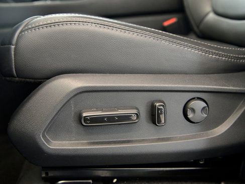 Used 2023 Honda Pilot EX-L image 16