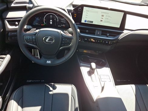 Used 2025 Lexus UX 300h AWD w/ Accessory Package (Z2) image 11