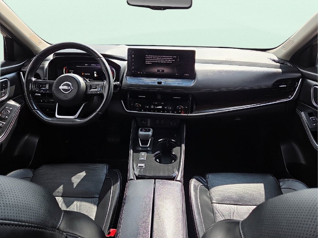 Used 2024 Nissan Rogue Platinum w/ Platinum Premium Package FWD image 12