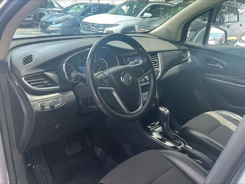 Used 2020 Buick Encore Preferred AWD/4WD image 18