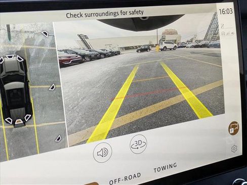 New 2026 Land Rover Defender 110 X-Dynamic SE image 13