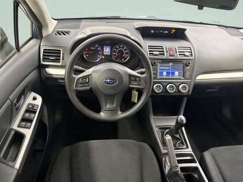 Used 2015 Subaru Crosstrek 2.0i AWD/4WD image 9