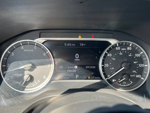 Used 2021 Nissan Rogue SL FWD image 17