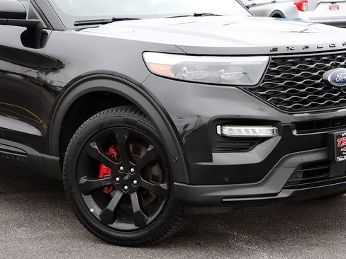 Used 2022 Ford Explorer ST w/ Equipment Group 401A AWD/4WD image 4