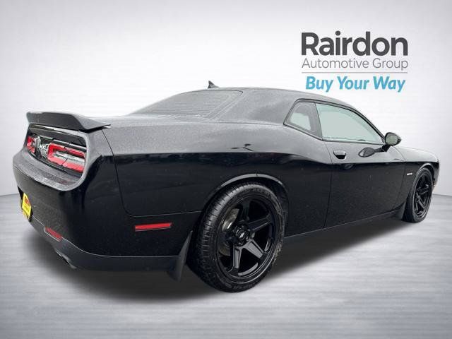 Used 2016 Dodge Challenger R/T Plus RWD image 7