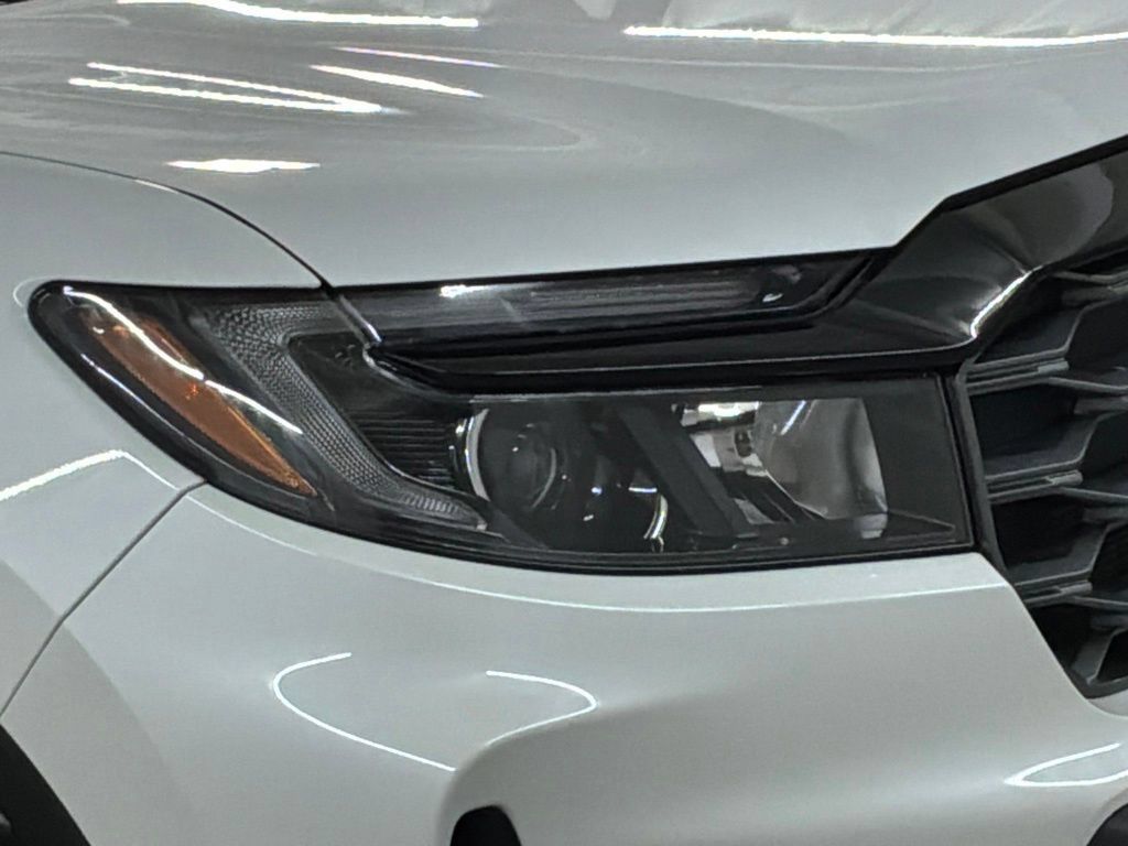 Certified 2025 Honda Passport TrailSport image 33