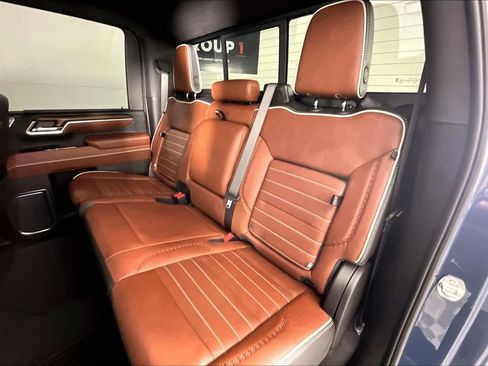 Used 2025 GMC Sierra 2500 Denali Ultimate AWD/4WD image 19