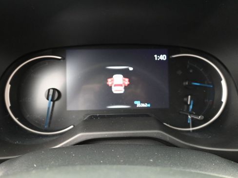 Used 2023 Toyota RAV4 XLE Premium image 22