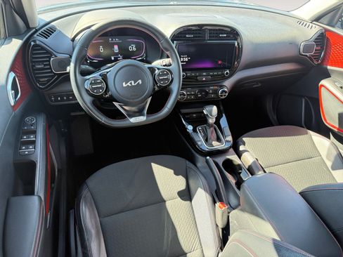 Used 2023 Kia Soul GT-Line FWD image 15
