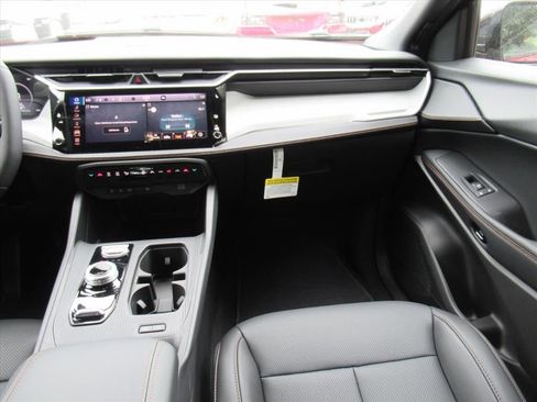 New 2026 Jeep Cherokee Limited AWD/4WD image 13