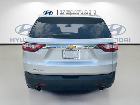 Used 2019 Chevrolet Traverse LS image 5