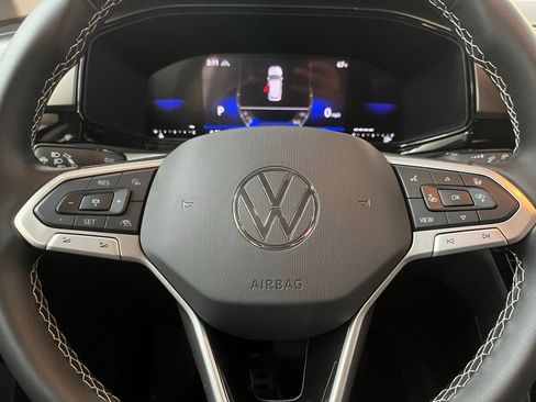 Certified 2025 Volkswagen Taos S image 22