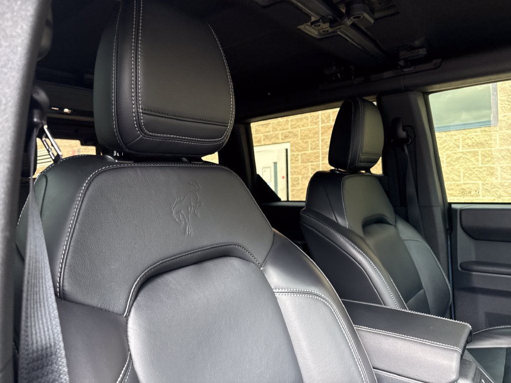 Used 2025 Ford Bronco Outer Banks w/ Sasquatch Package AWD/4WD image 30