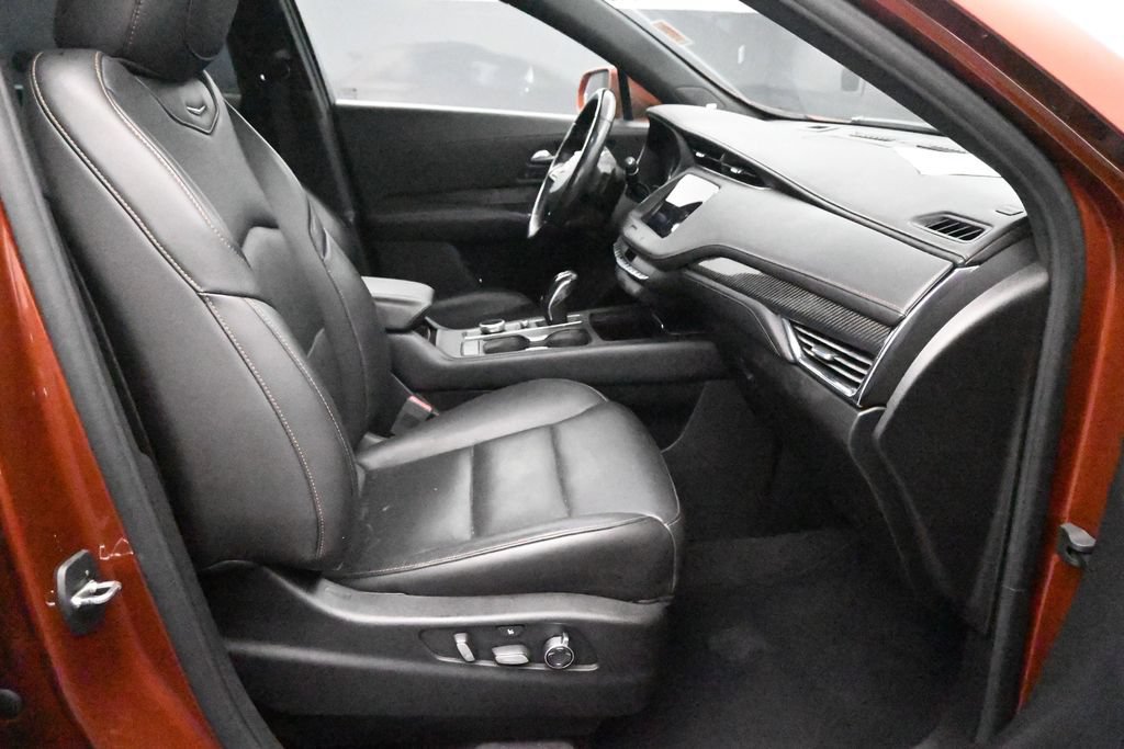 Used 2019 Cadillac XT4 Sport AWD/4WD image 10