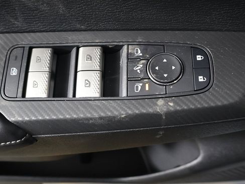 New 2026 Mitsubishi Outlander SE image 40