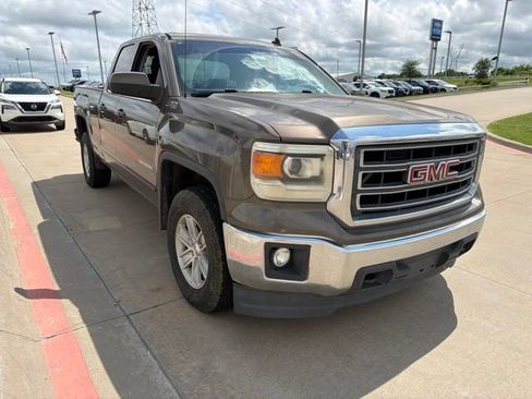 Used 2014 GMC Sierra 1500 SLE w/ SLE Value Package AWD/4WD image 4