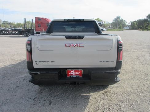 New 2026 GMC Sierra EV Elevation w/ LPO, Elevation Dark Package image 5