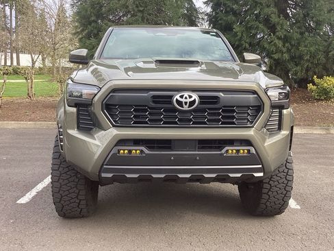 Used 2024 Toyota Tacoma TRD Sport image 21