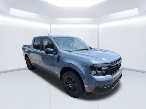 Used 2024 Ford Maverick XLT w/ XLT Luxury Package AWD/4WD image 4