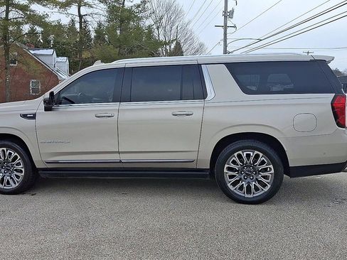 Certified 2023 GMC Yukon XL Denali Ultimate w/ LPO, Floor Liner Package image 6