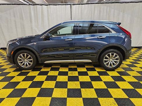 Used 2020 Cadillac XT4 Premium Luxury image 6
