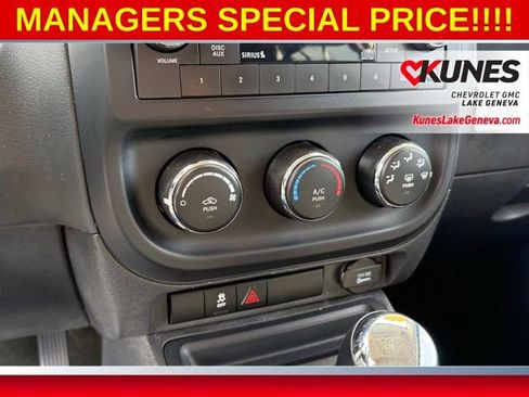 Used 2017 Jeep Compass Sport w/ Power Value Group AWD/4WD image 27