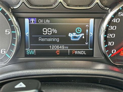 Used 2018 GMC Sierra 1500 SLT w/ Enhanced Driver Alert Package image 11