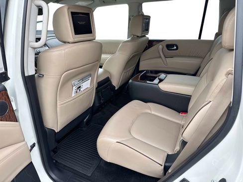 Used 2020 Nissan Armada Platinum w/ Captain's Chairs Package image 15