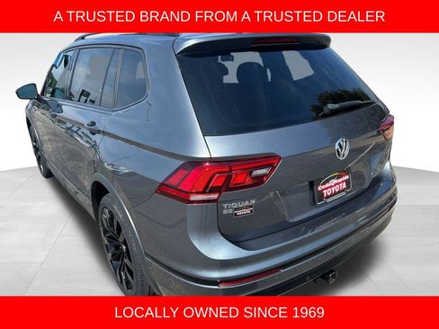 Used 2021 Volkswagen Tiguan SE R-Line AWD/4WD image 3