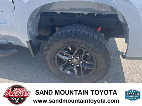 Used 2024 Chevrolet Silverado 1500 Custom Trail Boss w/ LPO, Dark Essentials Package image 13