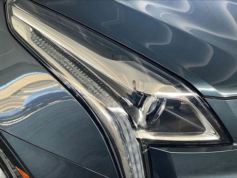 Used 2019 Cadillac XT5 Luxury AWD/4WD image 32